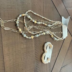 Elegant Gold and Cream Layered Necklace